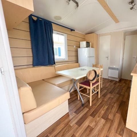 MOBILHOME 4 personas - Basik - Zona reservada a los jóvenes (menores de 25 años)