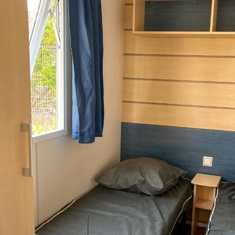 Stacaravan 4 personen - Basik - Gereserveerde zone voor jongeren (onder 25)