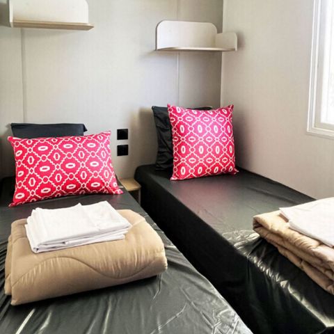 Stacaravan 6 personen - Bali (bij de lagune)