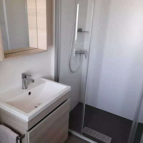 BUNGALOW 2 personnes - Mobil-Home Premium Key West 2 Pièces 2 Personnes Climatisé + TV