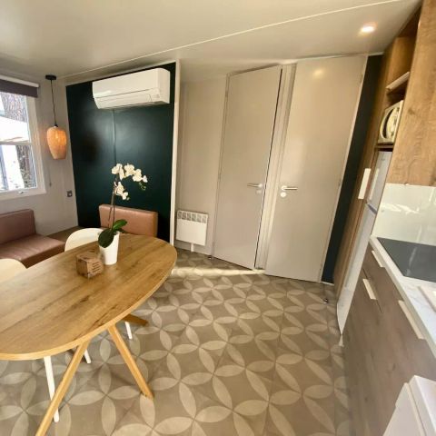 BUNGALOW 4 personnes - Mobil-home Premium Stella Maris 3 Pièces 4 Personnes Climatisé + TV