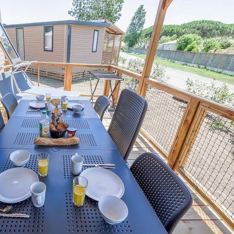 Mobilhome 6 personnes - Mobil-home | Ultimate | 3 Ch. | 6 Pers. | Terrasse surélevée | 2 SDB | Clim. | TV