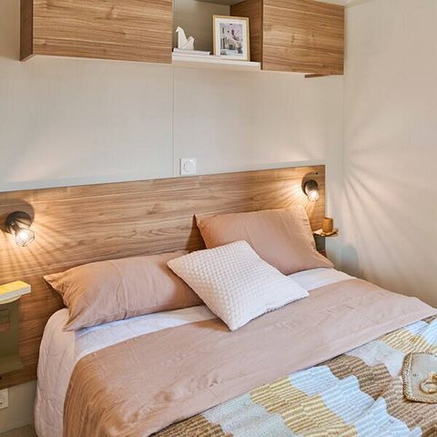 Stacaravan 4 personen - Stacaravan | Premium | 2 Slaapkamers | 4 Pers | Terras Lounge | Airconditioning | TV