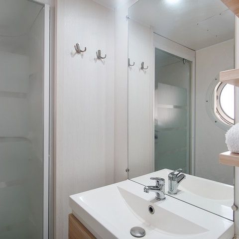 Mobile home 6 persons - 3 bedrooms (arriving on Sunday)