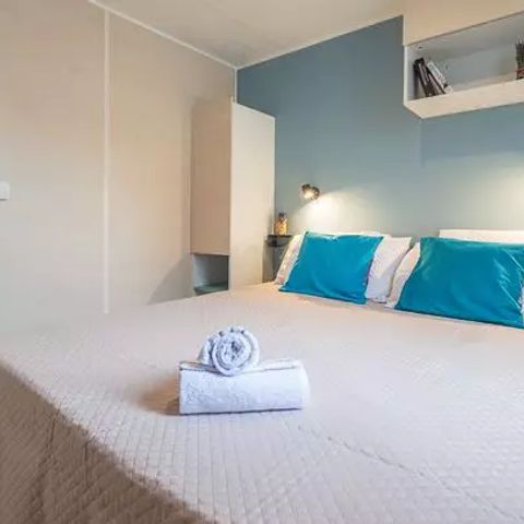 Stacaravan 4 personen - Stacaravan | Comfort | 2 Slaapkamers | 4 Pers. | Single terras