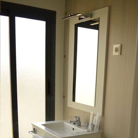 MOBILHOME 4 personnes - NEPAL