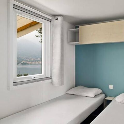 BUNGALOW 6 personnes - Mobil-home | Comfort | 3 Ch. | 6 Pers. | Terrasse surélevée | Clim.