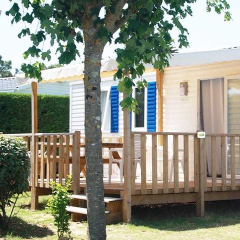 Stacaravan 8 personen - 6/8P Comfort 3 slaapkamers + TV + terras