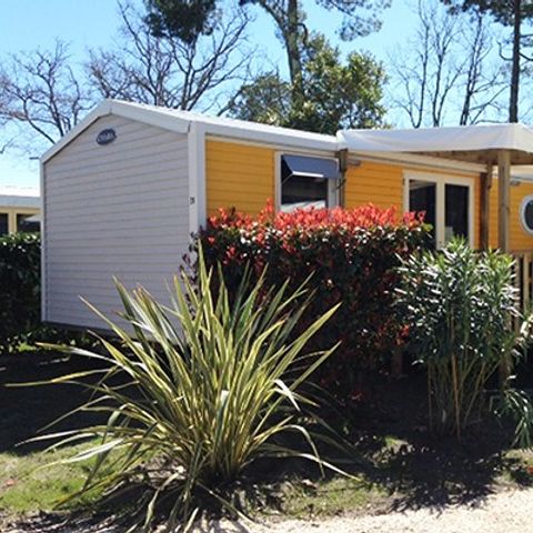 Mobilhome 4 personas - Classic XL | 2 Dormitorios | 4 Pers. | Terraza elevada