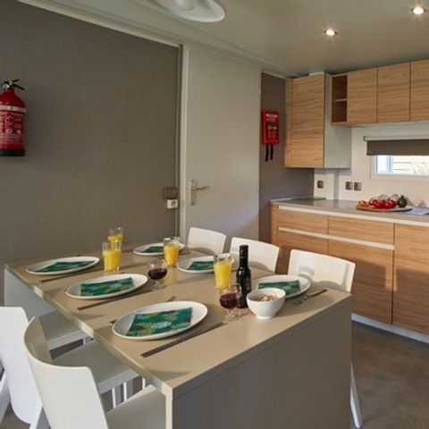 Mobilhome 4 personas - Classic | 2 Dormitorios | 4 Pers | Terraza individual | Aire acondicionado | TV