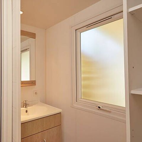 Mobilhome 6 personas - Mobil-home | Clásico | 2 Dormitorios | 4/6 Pers. | Terraza elevada | TV