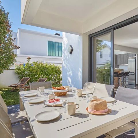 Villa 8 persons - Sleeps 8 (approx. 143 m²)