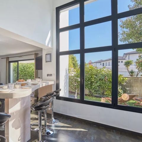 VILLA 8 personnes - 8 personnes (env. 143 m²)