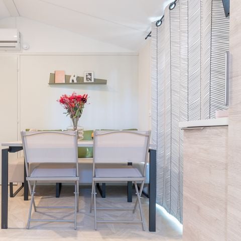 Mobilhome 4 personas - FIRMA - BORA BORA