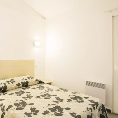 COUNTRY HOUSE 6 people - Gîte 3 Rooms 4/6 People + TV