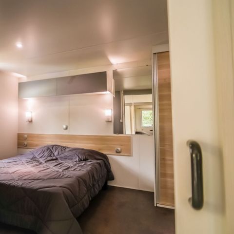 Mobile home 6 persons - COMFORT adapted for people with reduced mobility - 2 bedrooms with air conditioning + TV