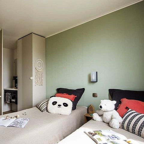 Mobile home 5 persons - PREMIUM - 2 bedrooms with air conditioning +TV+ Gas hob + 2 bathrooms