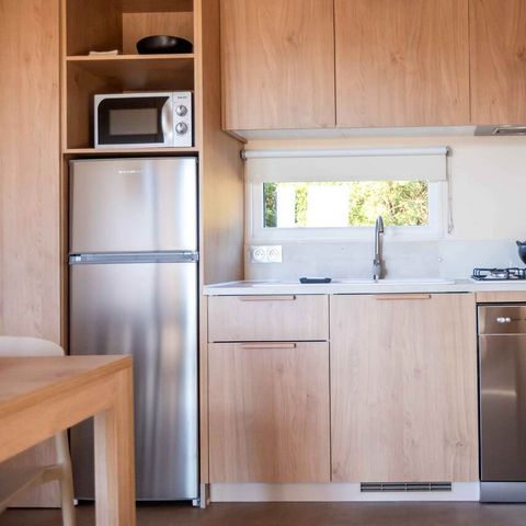 MOBILHOME 5 personnes - PREMIUM - 2 chambres avec climatisation +TV+ Plancha à gaz + 2 SDB - 2025