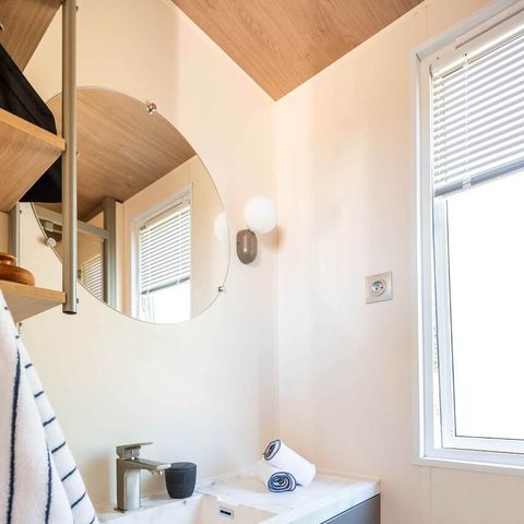 Mobile home 5 persons - PREMIUM - 2 bedrooms with air conditioning +TV+ Gas hob + 2 bathrooms - 2025