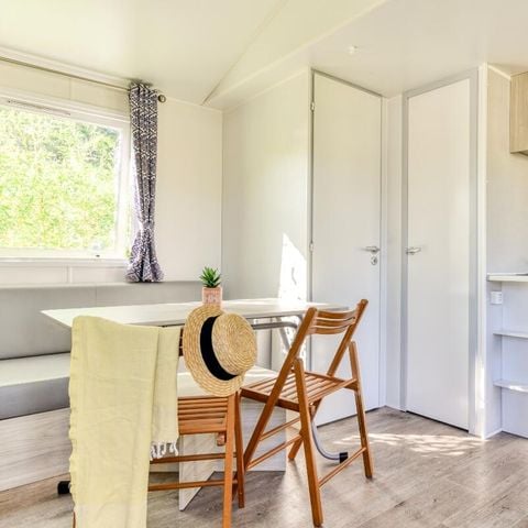 BUNGALOW 4 personnes - Mobil Home PMR 3 Pièces 4 Personnes Climatisé + TV