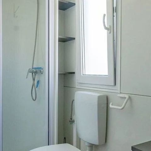 Stacaravan 6 personen - Homair mobil-home au Roussillonnais Comfort | 3 Slaapkamers | 6 Pers. | Verhoogd terras | Airconditioning.