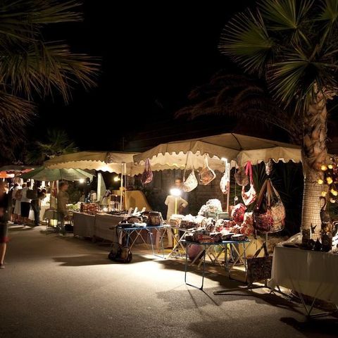 Tour Opérateur sur camping 5* à Port Grimaud Tour Opérateur sur camping 5* à Port Grimaud - Camping Var - Image N°37