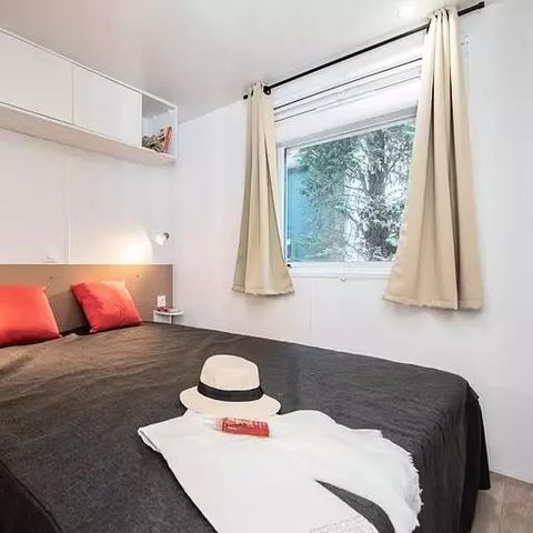 Mobile home 6 persons - Tour Operator Maeva sur Camping L'Hippocampe - Comfort Mobile Home 4 Rooms 6 People (4 adults + 2 children) Air-conditioned
