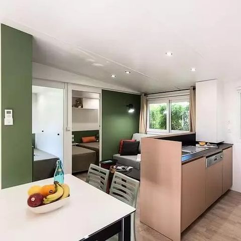 Mobile home 6 persons - Tour Operator Maeva sur Camping L'Hippocampe - Comfort Mobile Home 4 Rooms 6 People (4 adults + 2 children) Air-conditioned