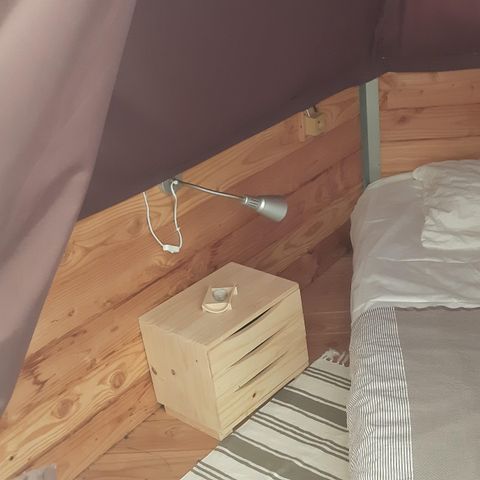 Uniek 4 personen - TIPI LODGE 18 m² zonder sanitair