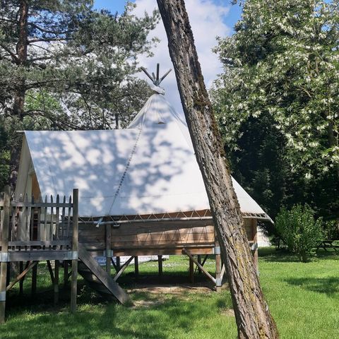 Uniek 4 personen - TIPI LODGE 18 m² zonder sanitair