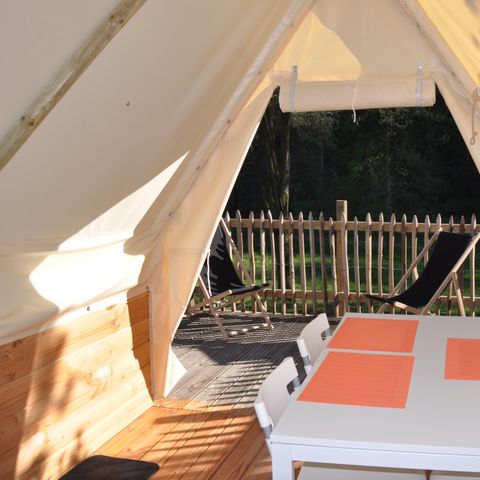 Unique 4 personnes - LODGE TIPI sans sanitaires 18 m²