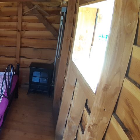 Uniek 4 personen - PERCH CABIN met badkamer en SPA