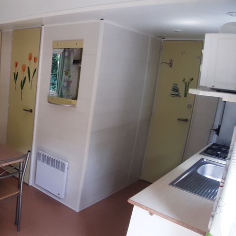 MOBILHOME 6 personas - COTTAGE FLOWER Casa móvil de 2 dormitorios, 28 m², con terraza