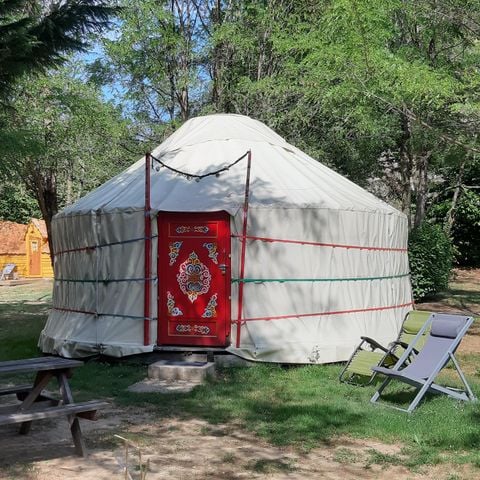 Alojamiento 5 personas - Yurta con baño para 5 personas