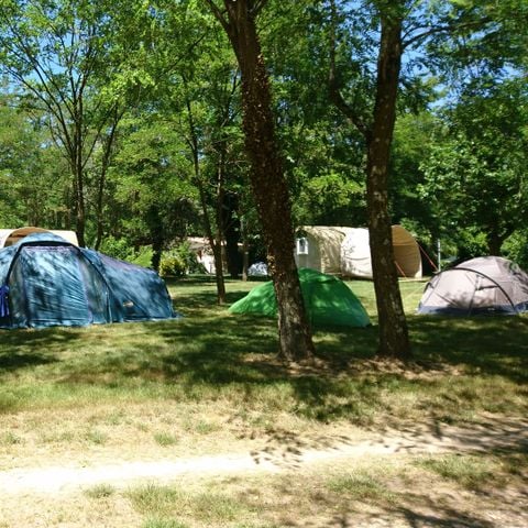 Pitch - CYCLING SITE 1 person + 1 small tent + 1 bicycle, no electricity, no car