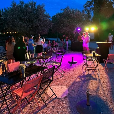 PIAZZOLA - Piazzola con o senza veicolo + caravan, tenda o camper