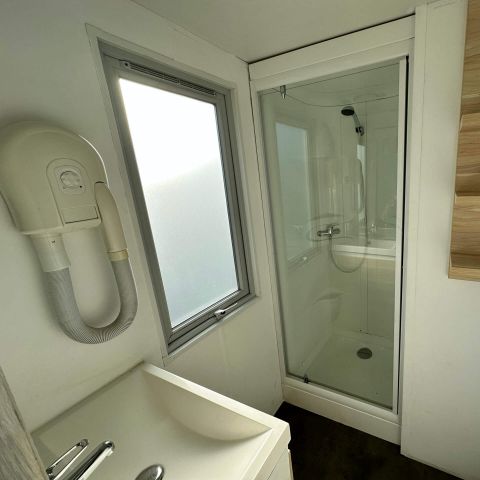 Mobilheim 6 Personen - CONFORT Azur 2 Zimmer (max. 4 Erwachsene + 2 Kinder unter 18 Jahren)