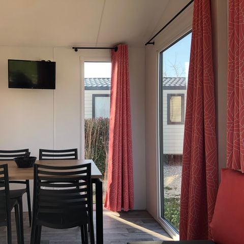 Stacaravan 6 personen - PRESTIGE " Les Alpilles " (4 Volwassenen Maxi+2 Kinderen -18 jaar)
