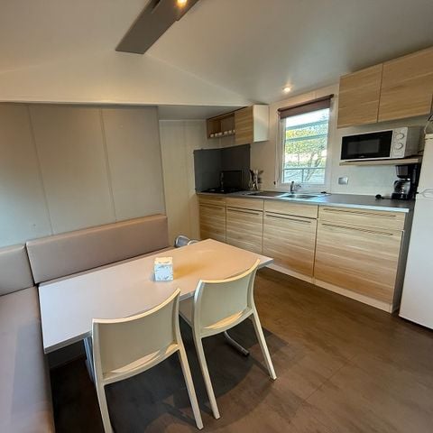 Mobilhome 6 personnes - Grand confort Tamaris - 3 chambres - Climatisé - Téléviseur