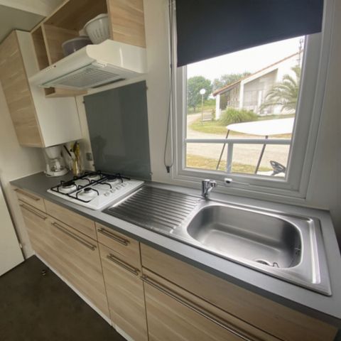 MOBILE HOME 4 people - MH Confort Mistral sleeps 4 - 2 bedrooms, air conditioning and television