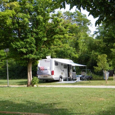 PIAZZOLA - Auto da campeggio