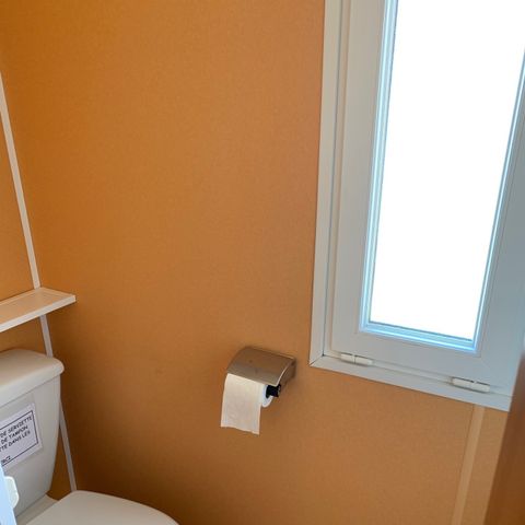 Mobilheim 6 Personen - 30m² + Halbüberdachte Holzterrasse 12m² 4/6 Pers.