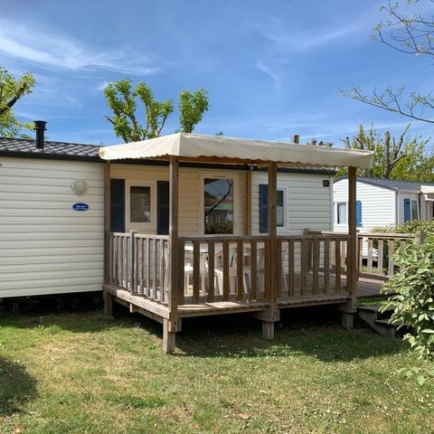 Mobile home 6 persons - 30m² + Semi-covered wooden terrace 12m² 4/6 pers