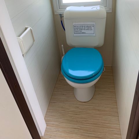 MOBILHOME 4 personas - 26m² + terraza de madera integrada de 7m². 4 plazas