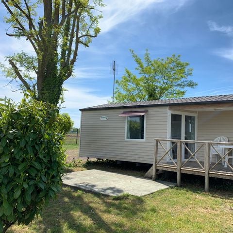 MOBILHOME 4 personnes - 26m² + Terrasse bois intégrée de 7m². 4 pers