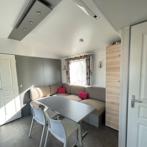Mobilheim 6 personen - 32m2 - 3 Schlafzimmer - KLIMAANLAGE - Überdachte Terrasse 12m2