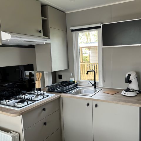 Mobilheim 5 personen - LOGGIA 2- Mobilheim 25m² + Überdachte Holzterrasse 9m²