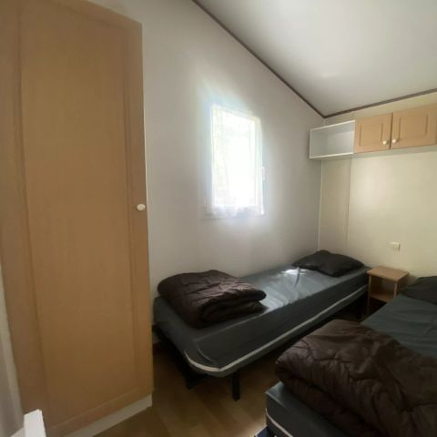 BUNGALOW 4 personnes - Confort 3 Pièces 4 Personnes + TV