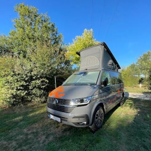 Pitch - Comfort package (1 tent, caravan or camper / 1 car / 16A electricity)