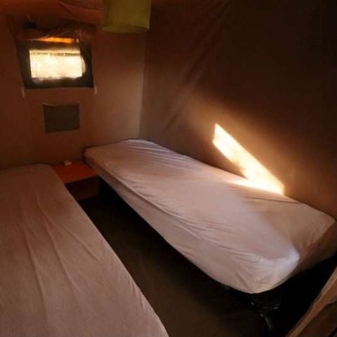 Bungalowzelt 4 personen - 16 m² ohne Sanitäranlagen